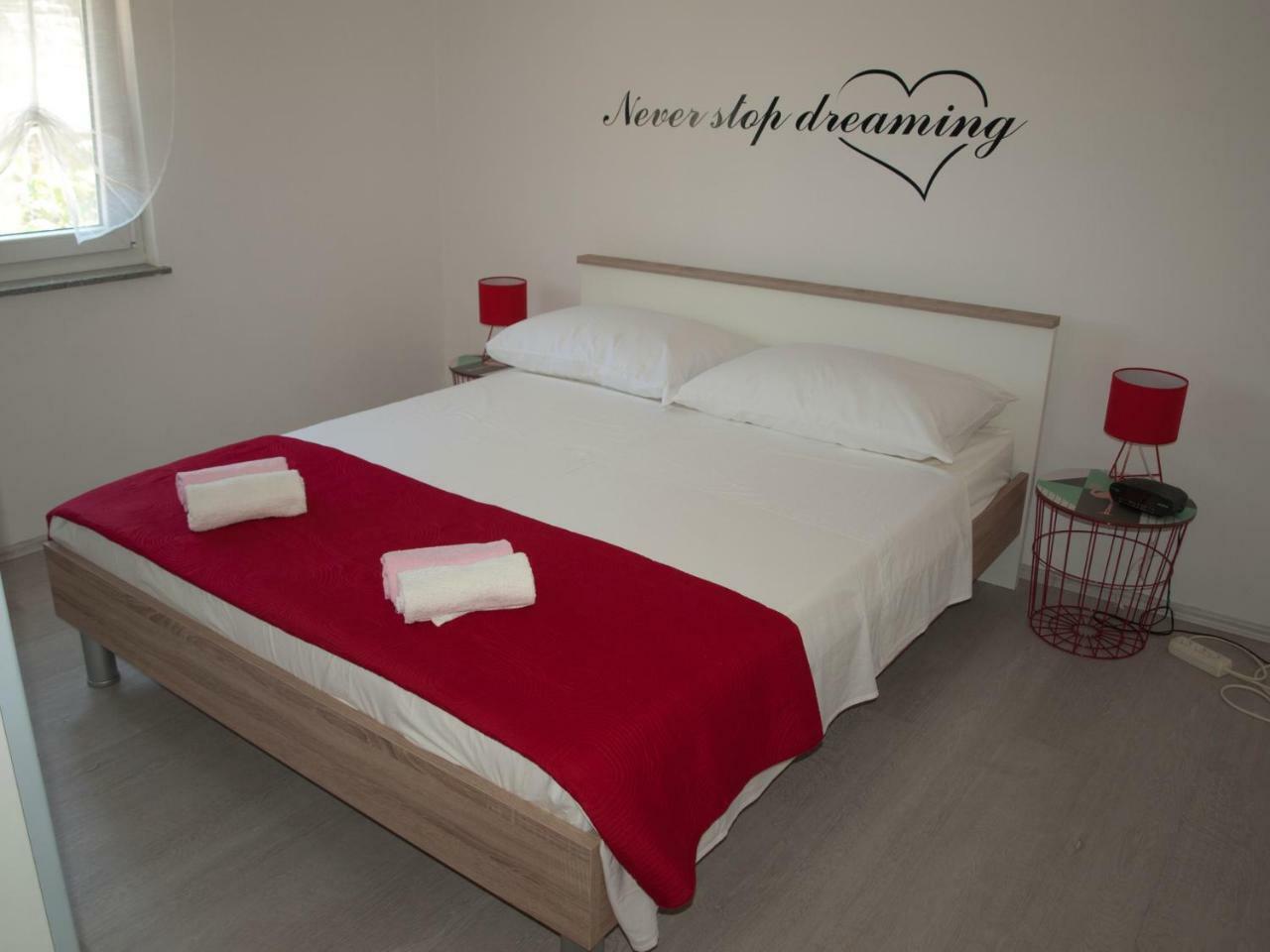 New Apartment Ema II Vrh  Екстериор снимка