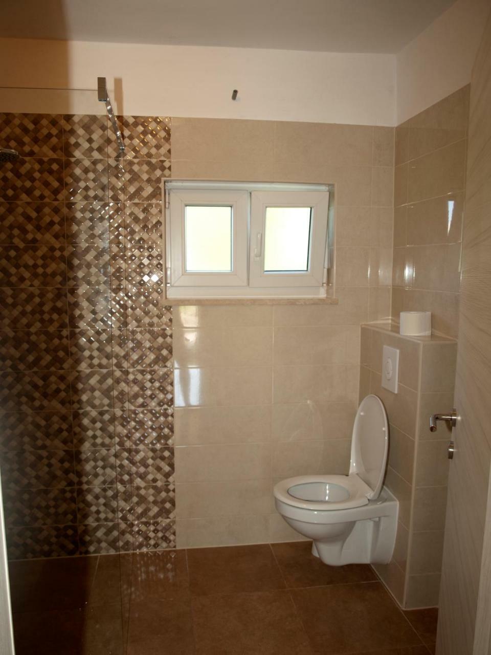 New Apartment Ema II Vrh  Екстериор снимка